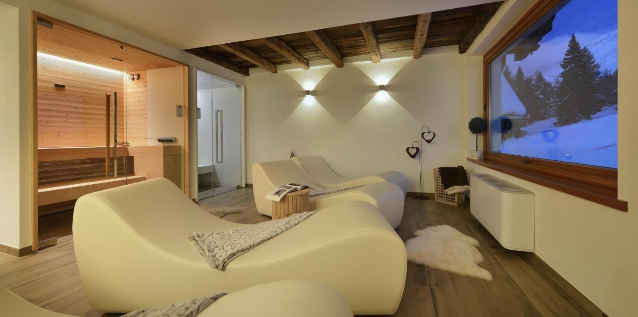 Hotel Tambo Campodolcino Bagian luar foto