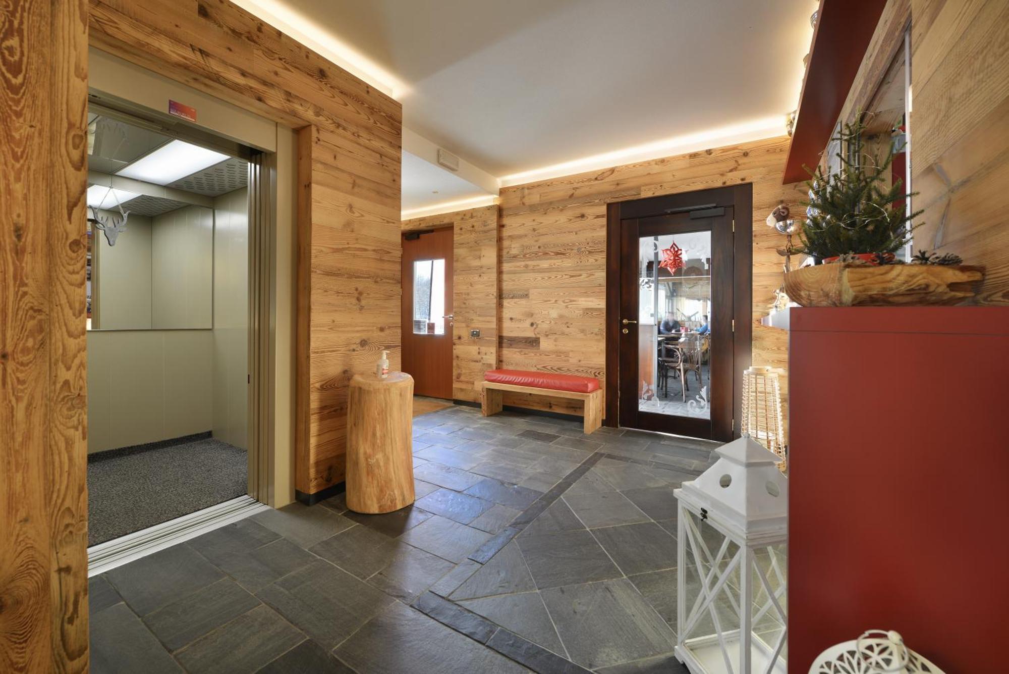 Hotel Tambo Campodolcino Bagian luar foto